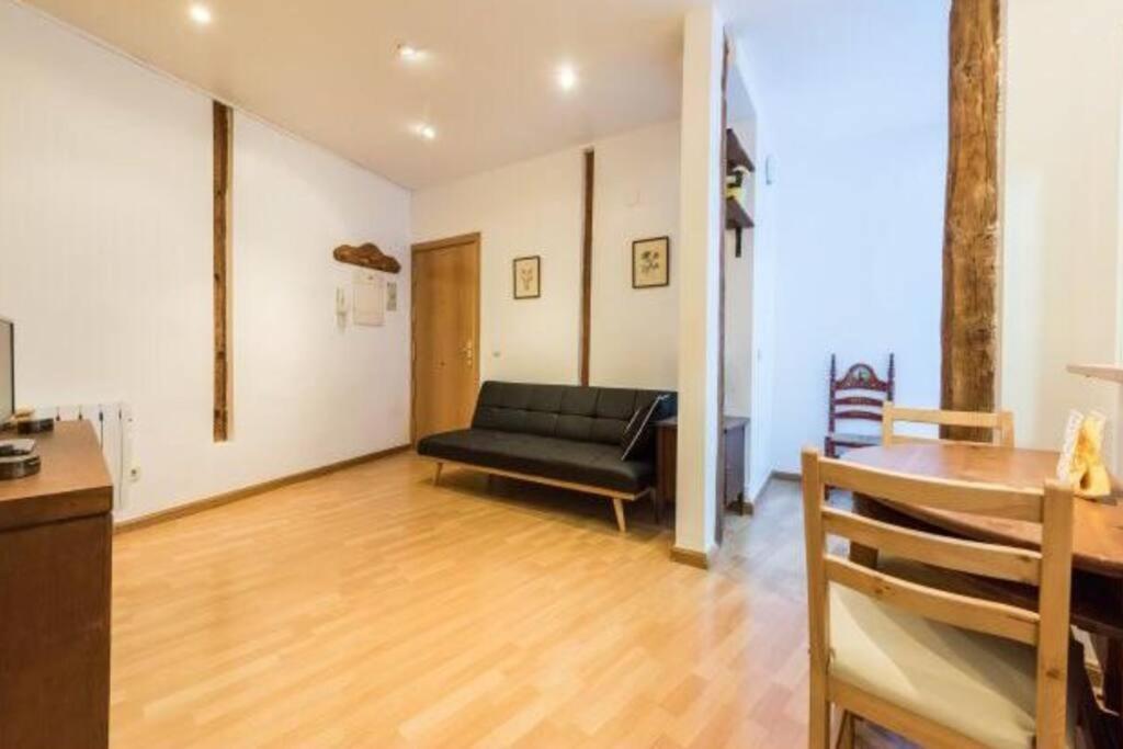 Luminoso Apartamento En Lavapies-Tirso De Molina Appartement Madrid Buitenkant foto